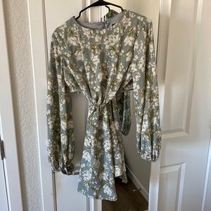 Lulus. Medium. Blue, gray floral dress.